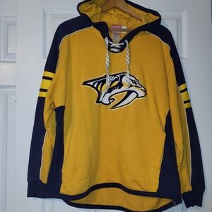 Reebok‎ Face Off Collection Nashville Predators NHL Men's Size Large Hockey